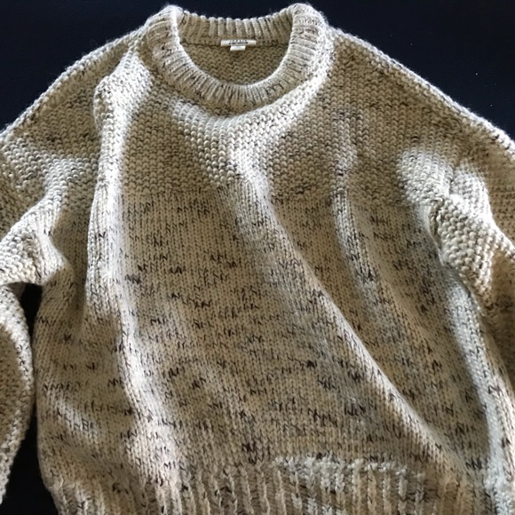Long sleeve knitted sweater - Picture 2 of 3